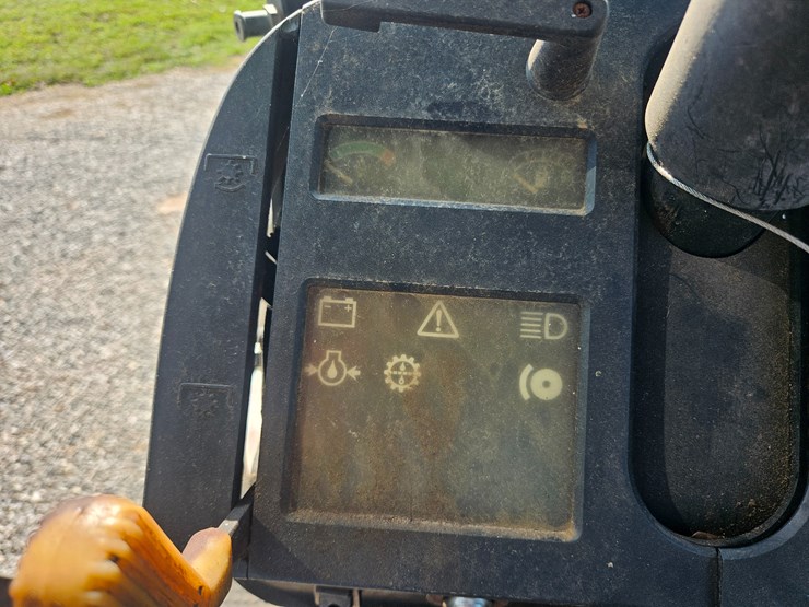 john-deere-3040-image-43