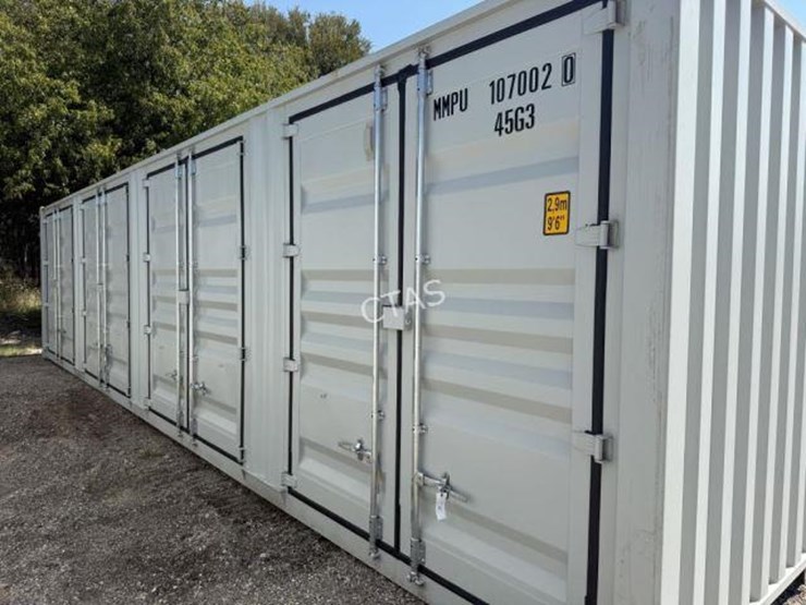 #82-•-40'-high-cube-conex/shipping-container---one-trip-image-7
