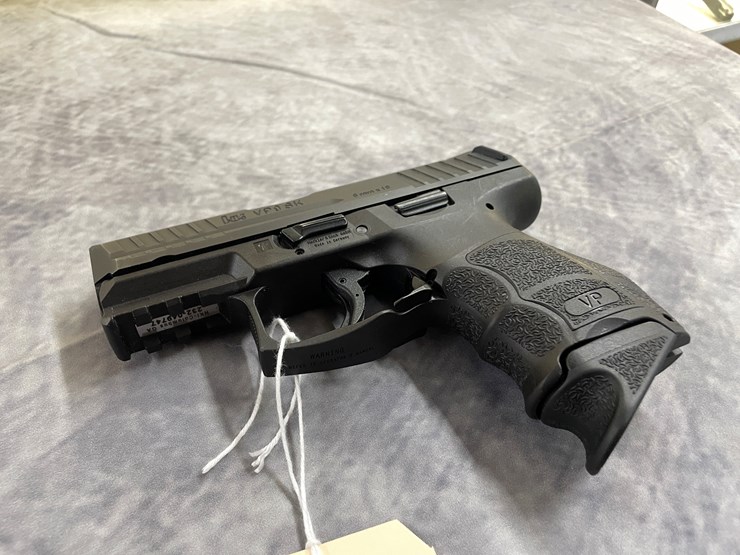 #4015-•-hk-vp9-sk,-sn:-232-049747-image-7