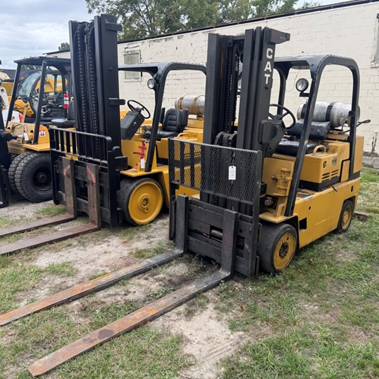CATERPILLAR T80D
