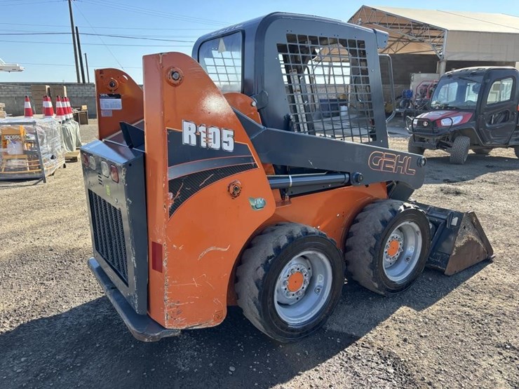 2019-gehl-rt105-image-3