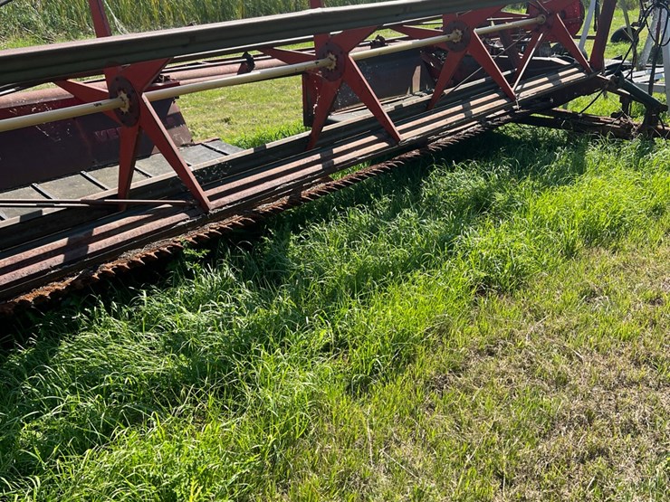 18’-versatile-swather-image-3