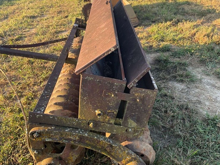 7'-vestal-cultipacker-seeder-image-16