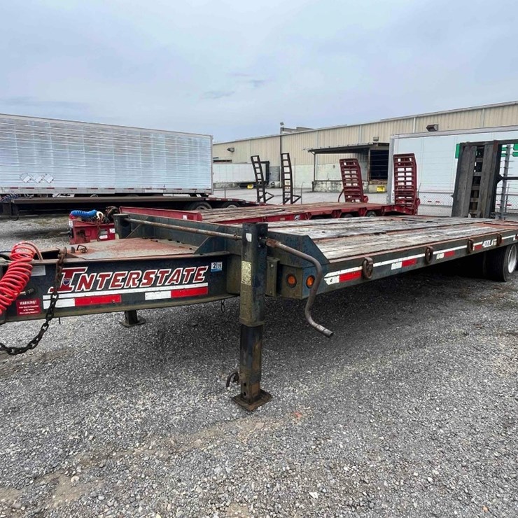 2013 Interstate Trailer