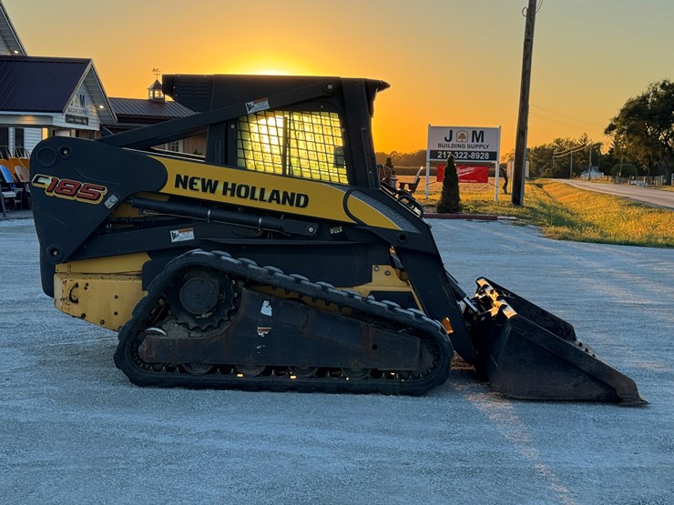 new-holland-c185-image-12