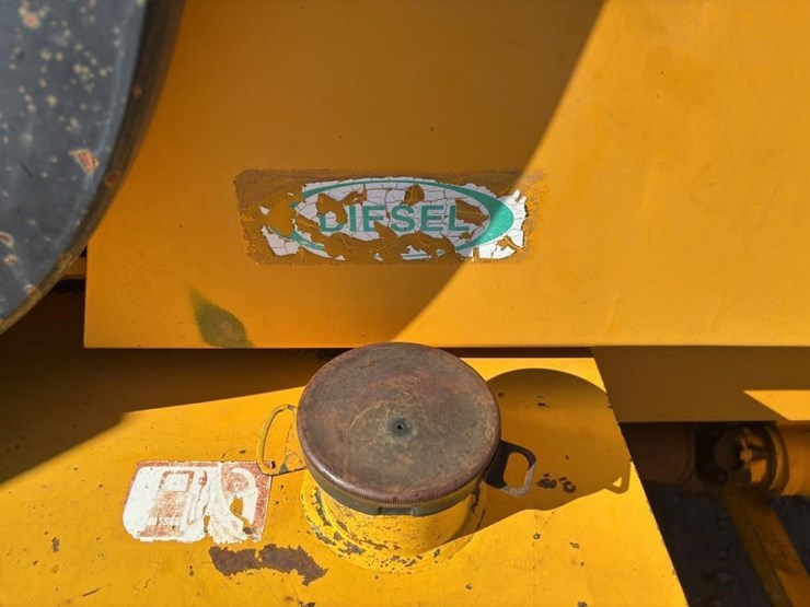 1999-jcb-930-image-33