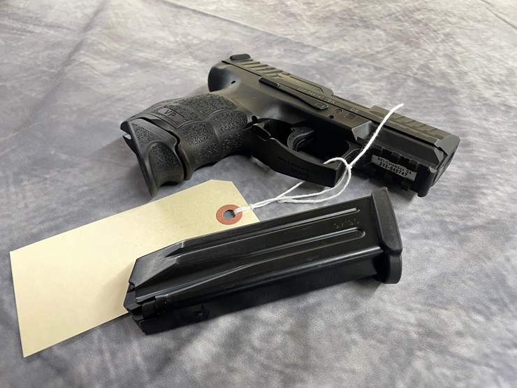 #4015-•-hk-vp9-sk,-sn:-232-049747-image-3
