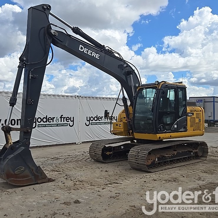 2022 DEERE 130G