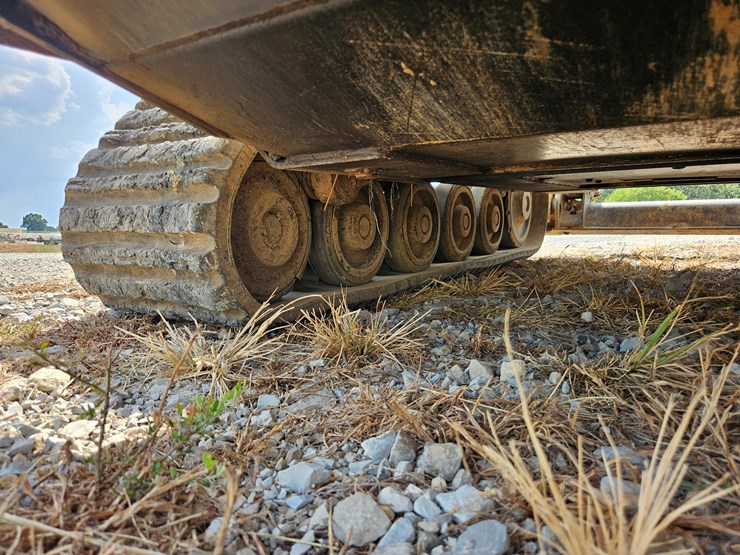 caterpillar-247b-image-56