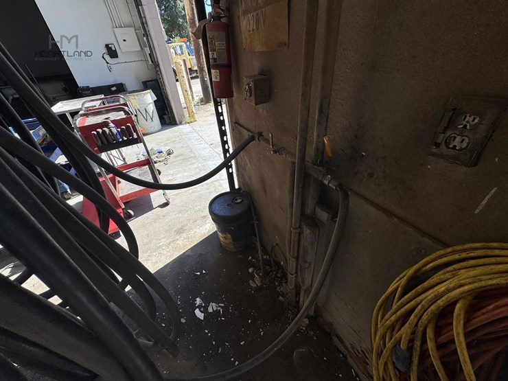 lot-of-air-hoses-lot-of-air-hoses-image-3