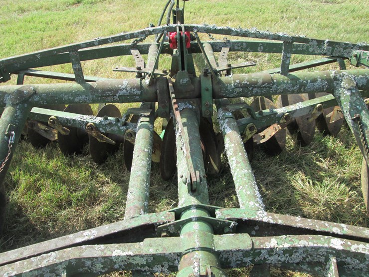 john-deere-10-image-7