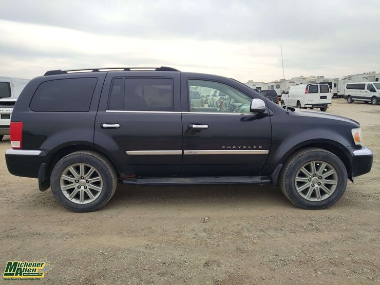 2008-chrysler-aspen-image-24