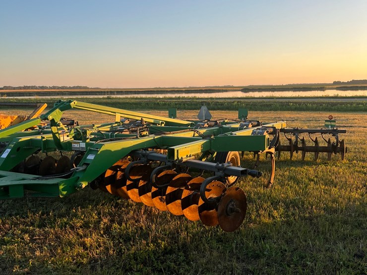 jd-17.5’-soil-management-ststem-ripper-disk-image-5
