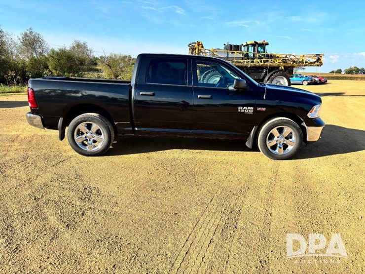 2019-dodge-ram-1500-image-4