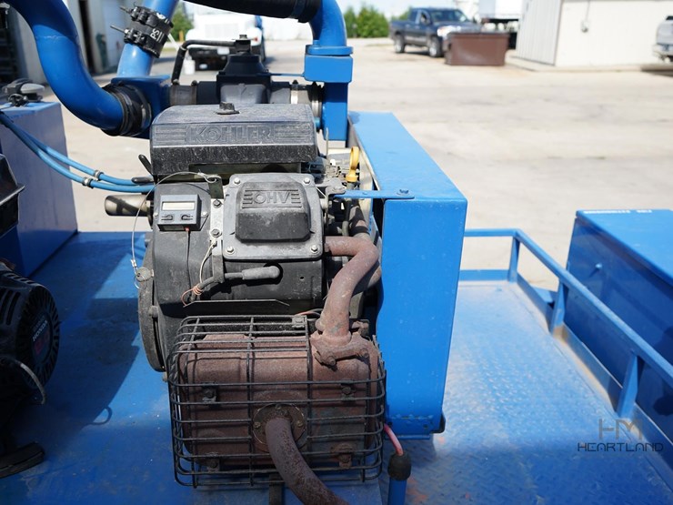 slabach-portable-hydro-excavator-1016-image-12
