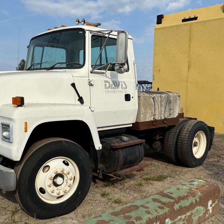1997 Ford N-Series Truck with Truck Mounted Attenuator (TMA) with Lindsay Barrier Systems Inc. U-MAD Cartridge (Crash Cushion)