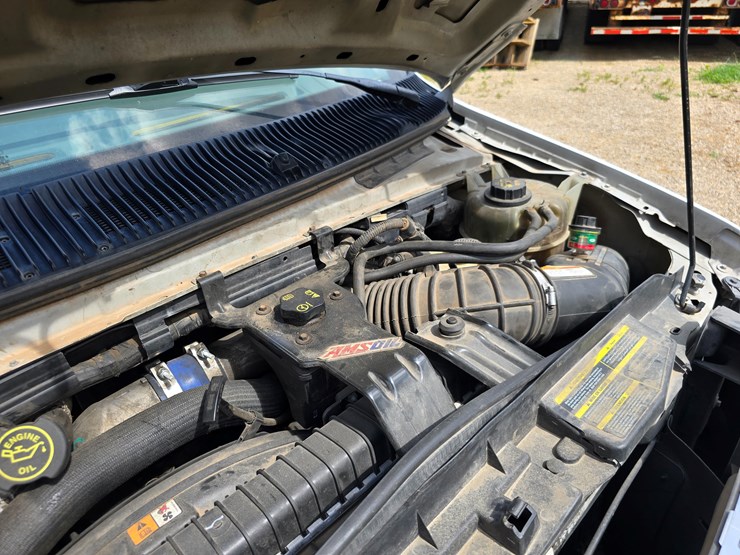 2008-ford-e450-image-38