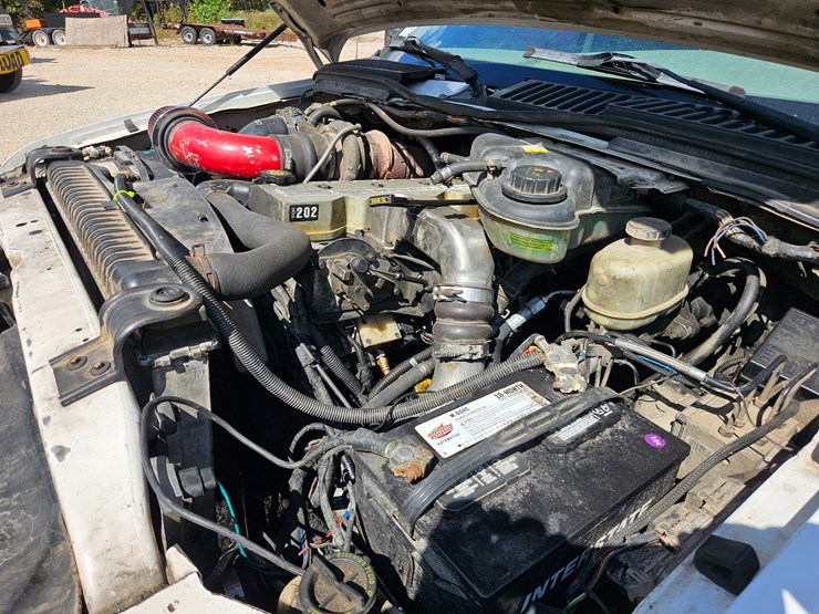 2005-ford-f550-image-27