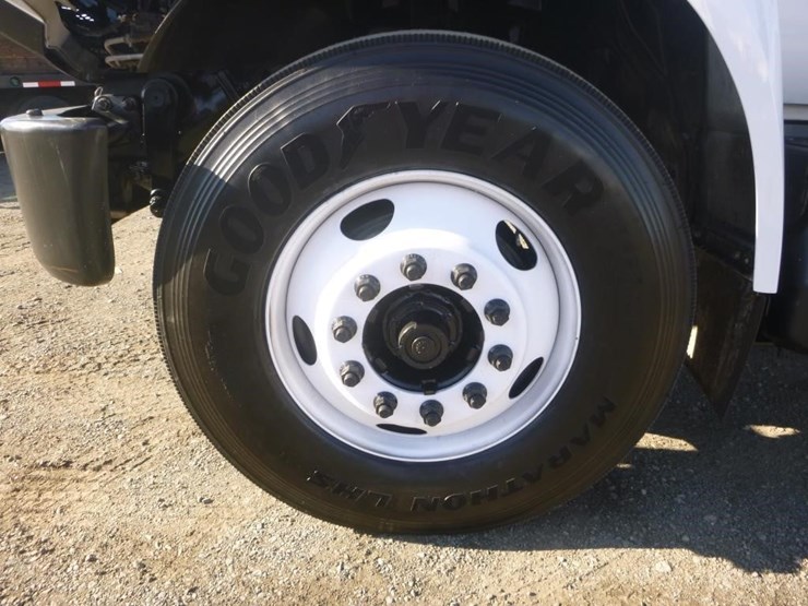 2016-ford-f750-image-26