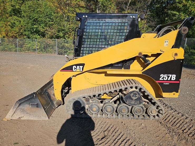2003-caterpillar-257-image-2