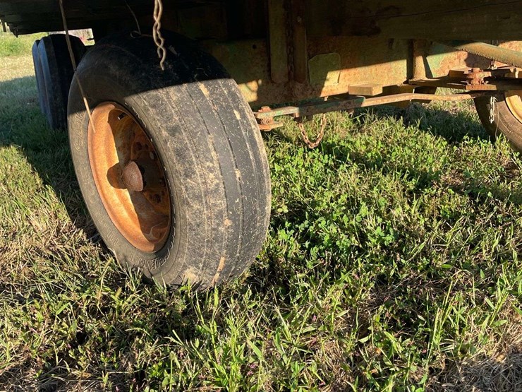 18ft-john-deere-tandem-axle-wagon-image-17