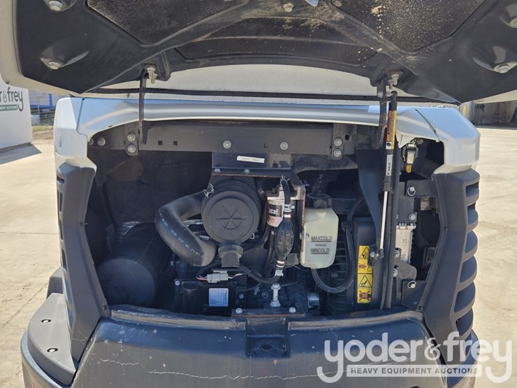 2021-bobcat-e35-image-38