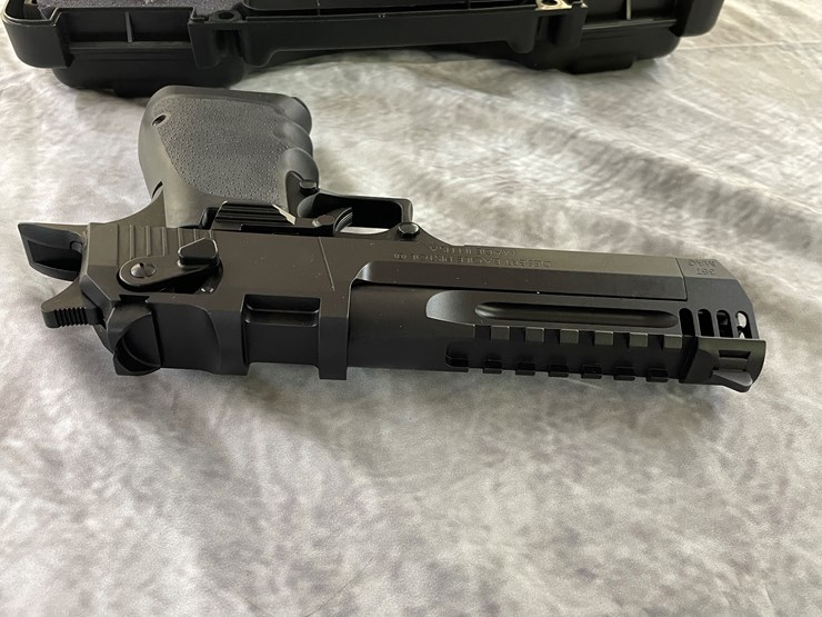 #4036-•-magnum-research-desert-eagle-l5,-sn:-dk0115556-image-10