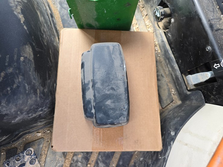 john-deere-4044r-image-70