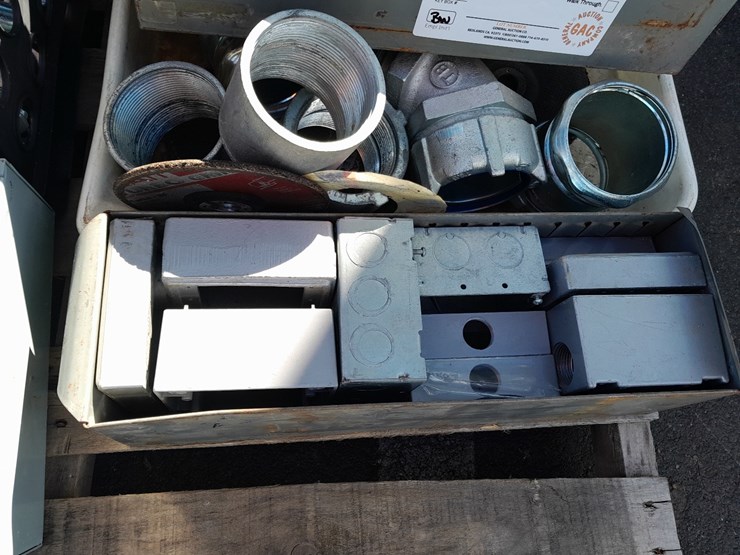 lot#-118-miscellaneous-electrical-fittings-image-7