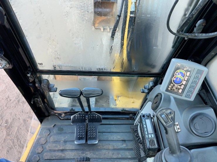2018-caterpillar-305-image-32