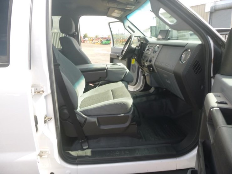 2013-ford-f450-image-15