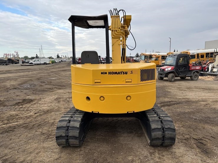 komatsu-pc50uu-1-image-8