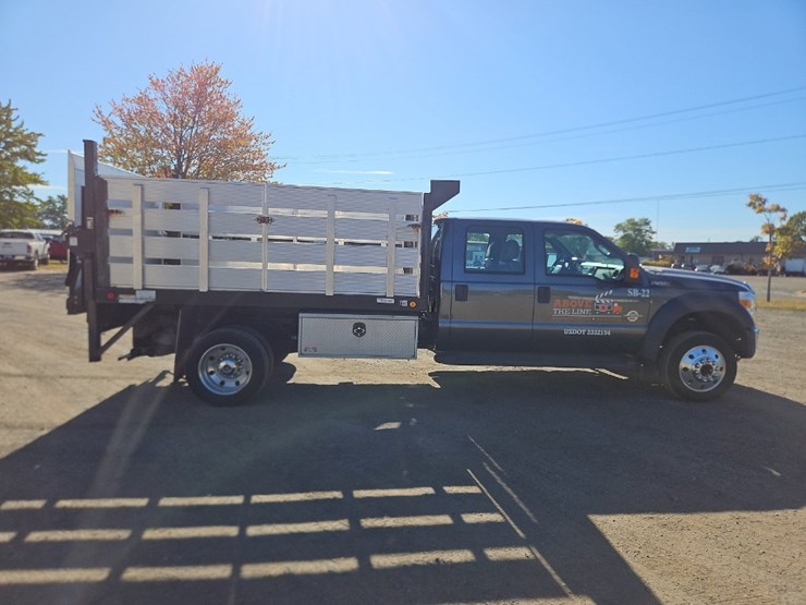 2015-ford-f550-xl-image-6