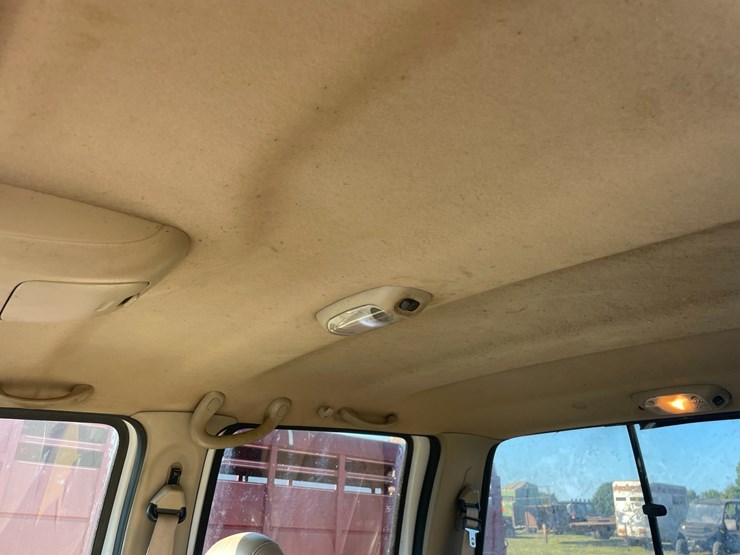 2002-ford-f350-image-33