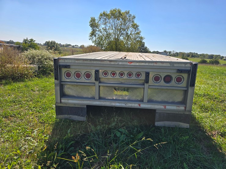 2007-reitnouer-flatbed-image-19