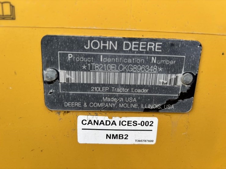 2019-deere-210l-image-48
