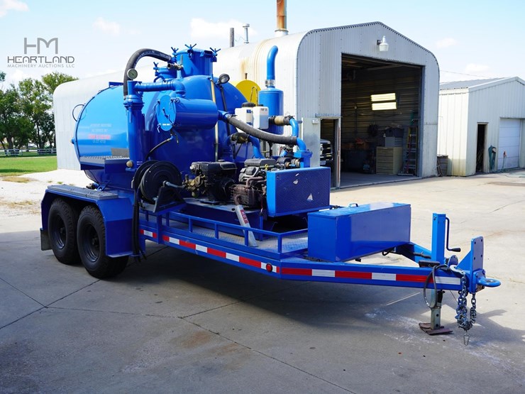 slabach-portable-hydro-excavator-1016-image-2