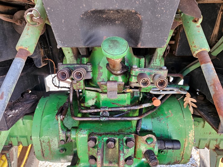john-deere-3040-image-59