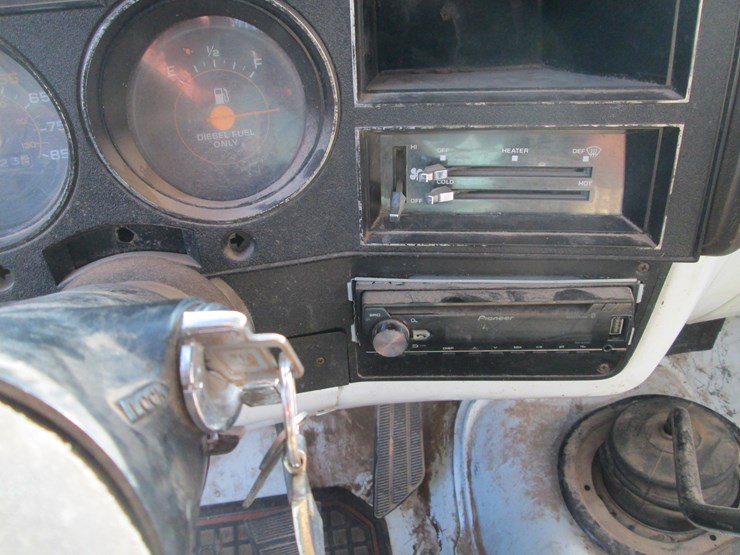 1983-gmc-3500-image-28