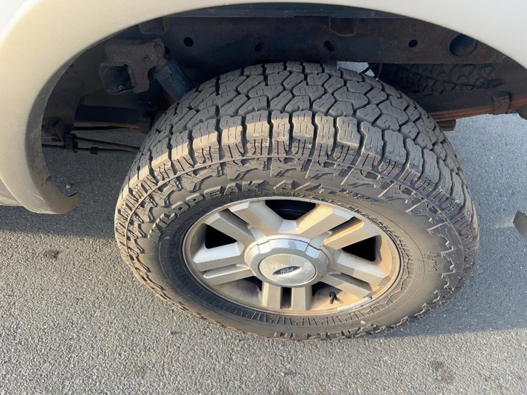 2004-ford-f150-lariat-image-10