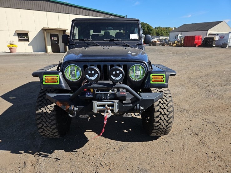 2003-jeep-wrangler-image-8