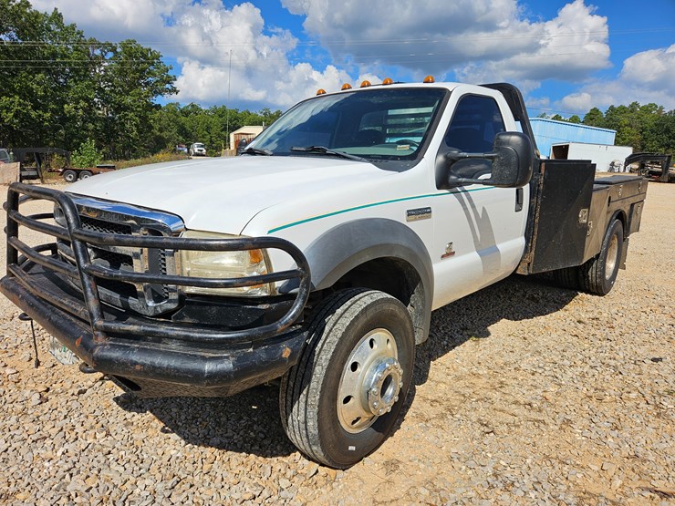 2005-ford-f550-image-2