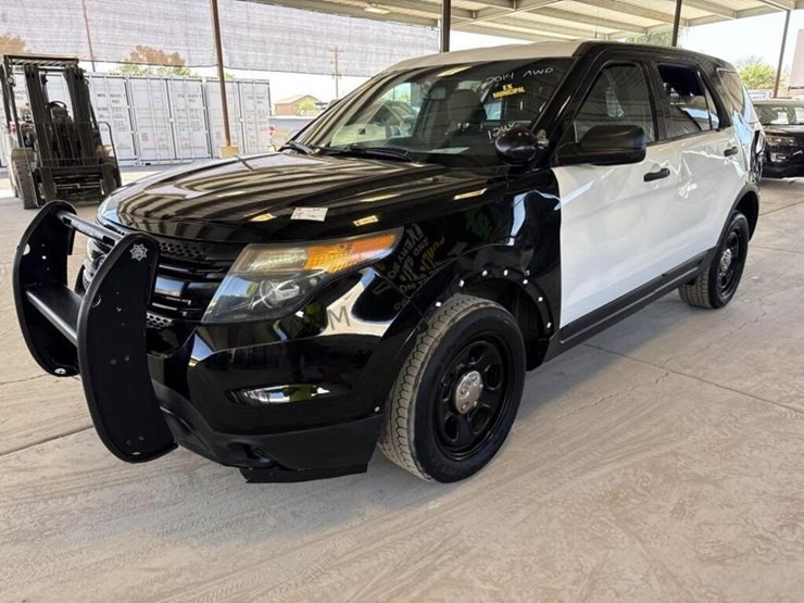 2014-ford-explorer-image-4