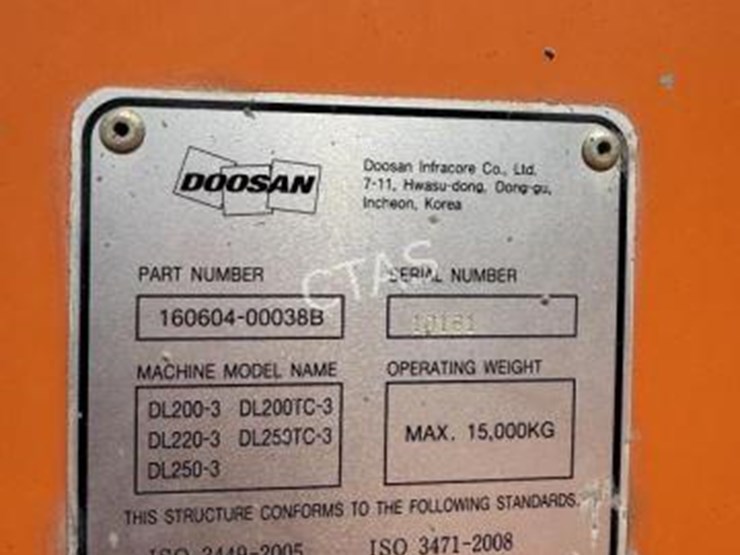 #220-•-doosan-wheel-loader-w/-bucket-image-10