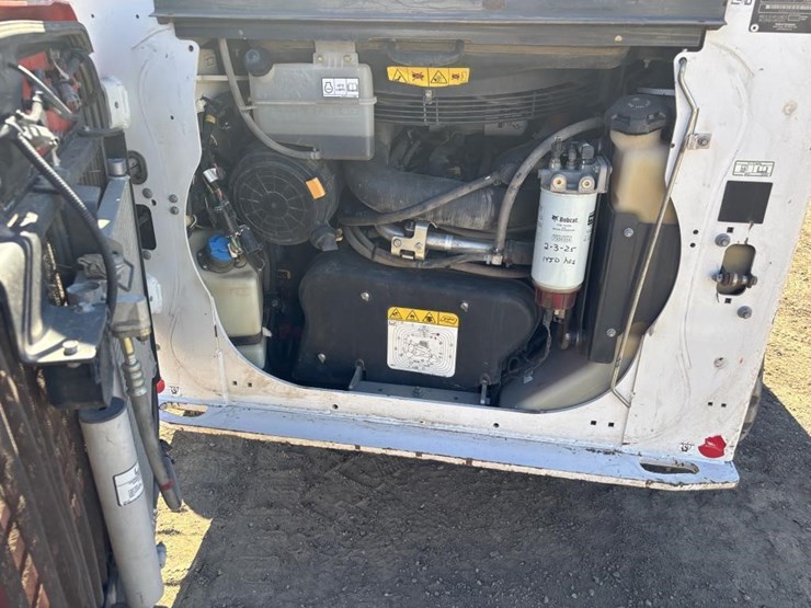 2023-bobcat-t86-image-33