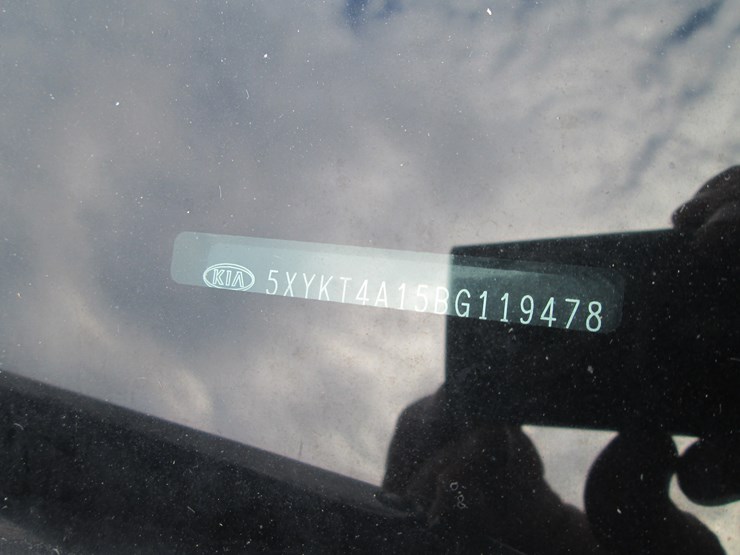2011-kia-sorento-image-28