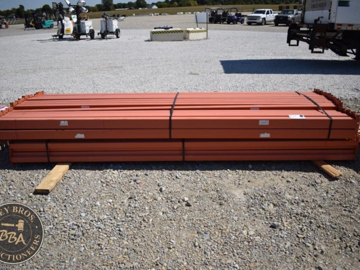 12-foot-steel-pallet-rack-beams-image-1