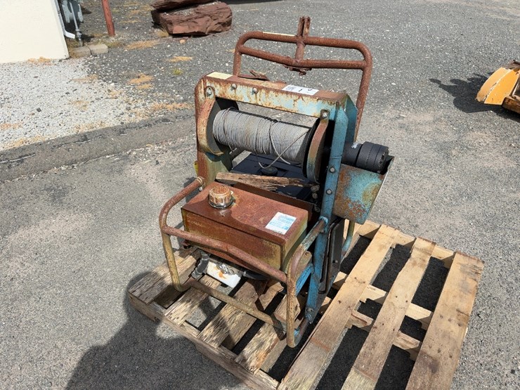 hyd-powered-winch-image-1