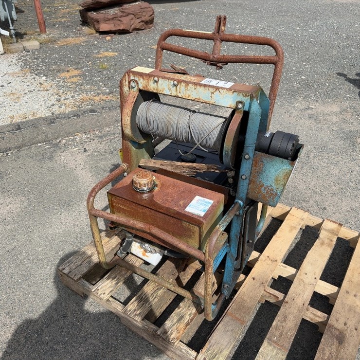 HYD POWERED WINCH