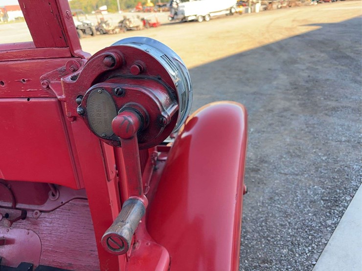 1931-chevrolet-fire-truck-image-21